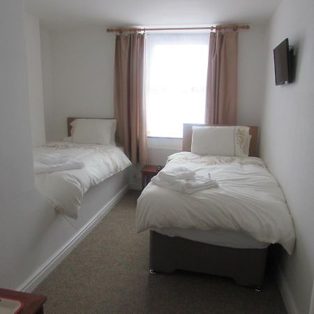 Lord Nelson Hotel Rhymney Екстер'єр фото