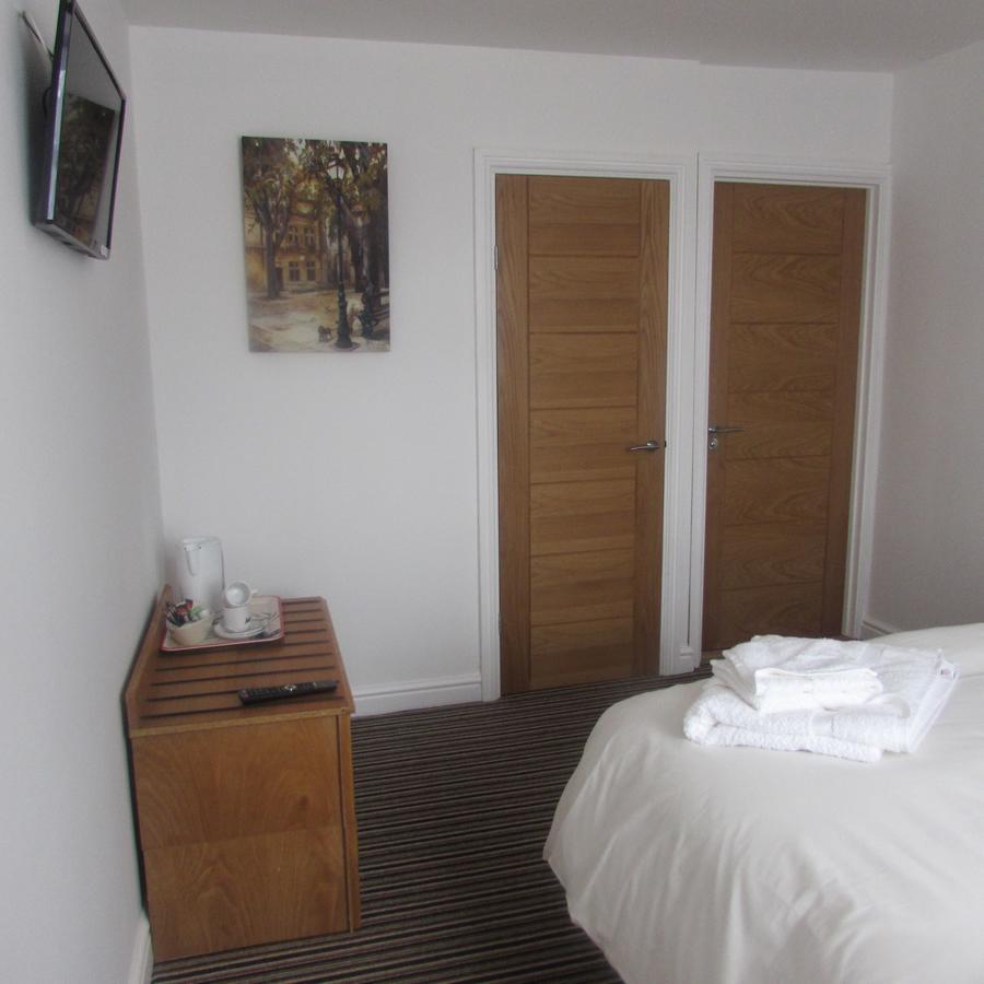 Lord Nelson Hotel Rhymney Екстер'єр фото